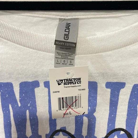 Gildan White and Blue Graphic T-Shirt - Picture 2 of 3